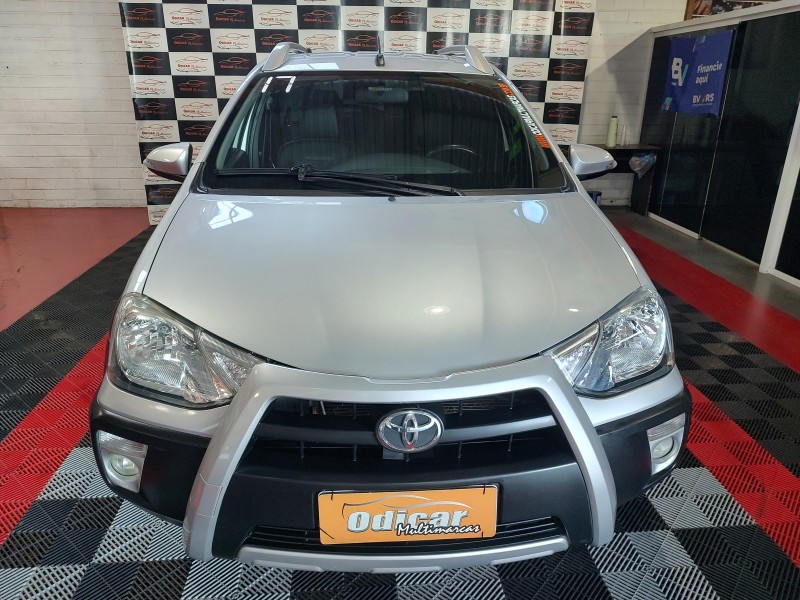 ETIOS CROSS 1.5 16V FLEX 4P MANUAL - 2017 - CAXIAS DO SUL