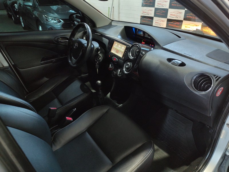 ETIOS CROSS 1.5 16V FLEX 4P MANUAL - 2017 - CAXIAS DO SUL