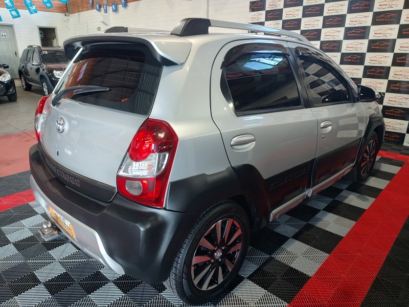 ETIOS CROSS 1.5 16V FLEX 4P MANUAL - 2017 - CAXIAS DO SUL