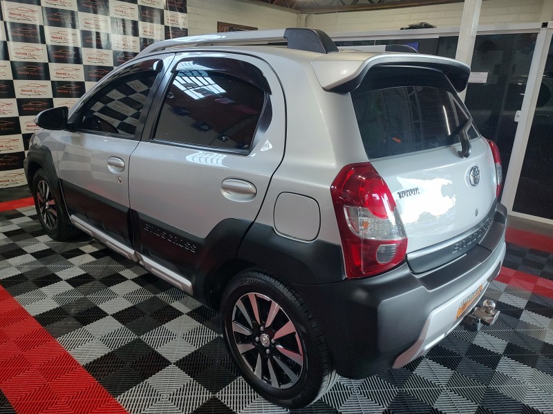 ETIOS CROSS 1.5 16V FLEX 4P MANUAL - 2017 - CAXIAS DO SUL