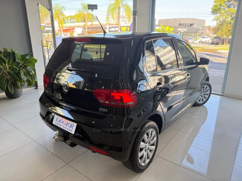 FOX 1.6 MSI TRENDLINE 8V FLEX 4P MANUAL - 2016 - SãO LEOPOLDO