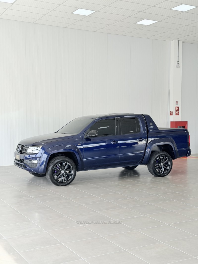 AMAROK 3.0 V6 EXTREME CD DIESEL 4X4 AT 4P AUTOMÁTICO - 2023 - FARROUPILHA