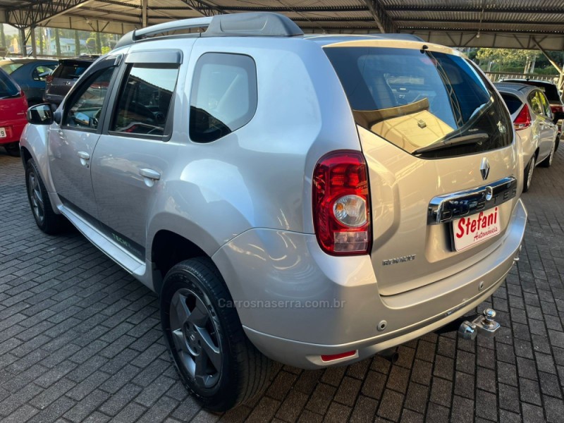 DUSTER 2.0 DYNAMIQUE 4X2 16V FLEX 4P AUTOMÁTICO - 2013 - FELIZ