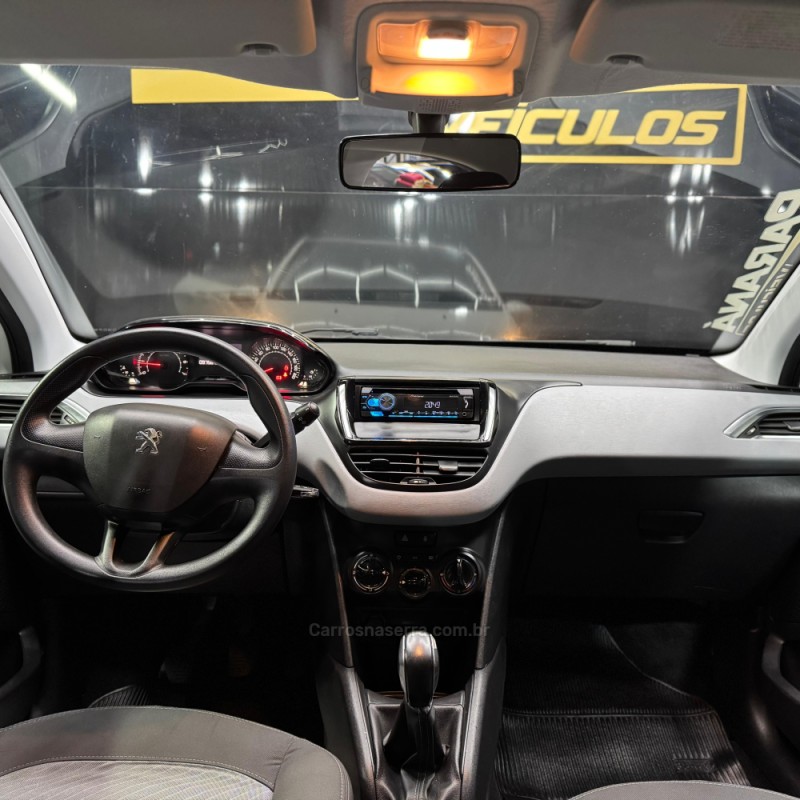 208 1.5 ACTIVE 8V FLEX 4P MANUAL - 2014 - ESTâNCIA VELHA