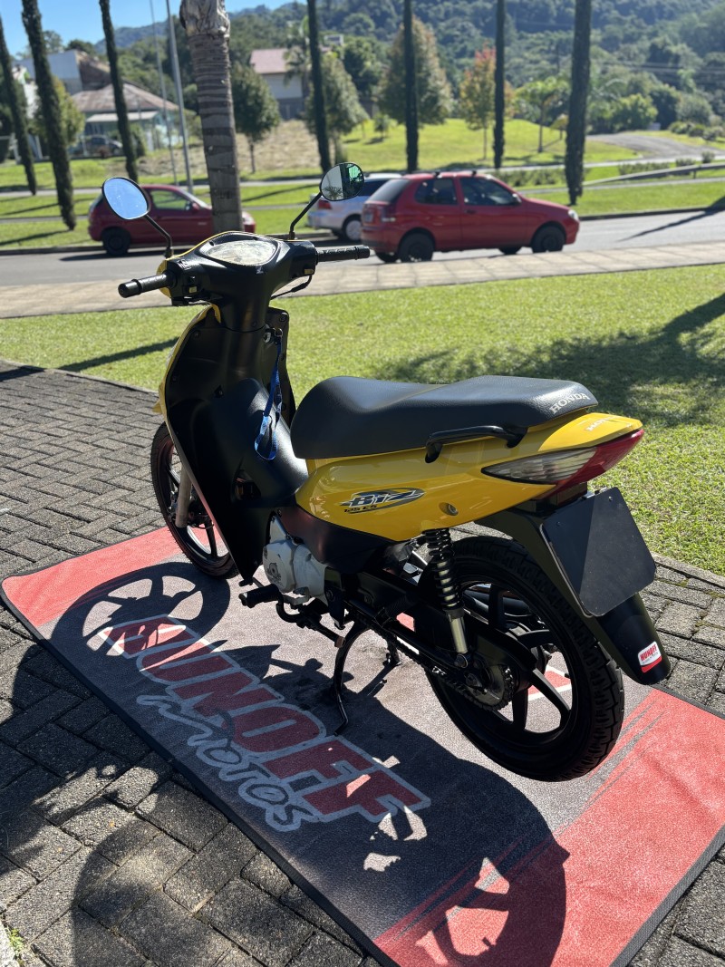 BIZ 125 ES - 2008 - FELIZ