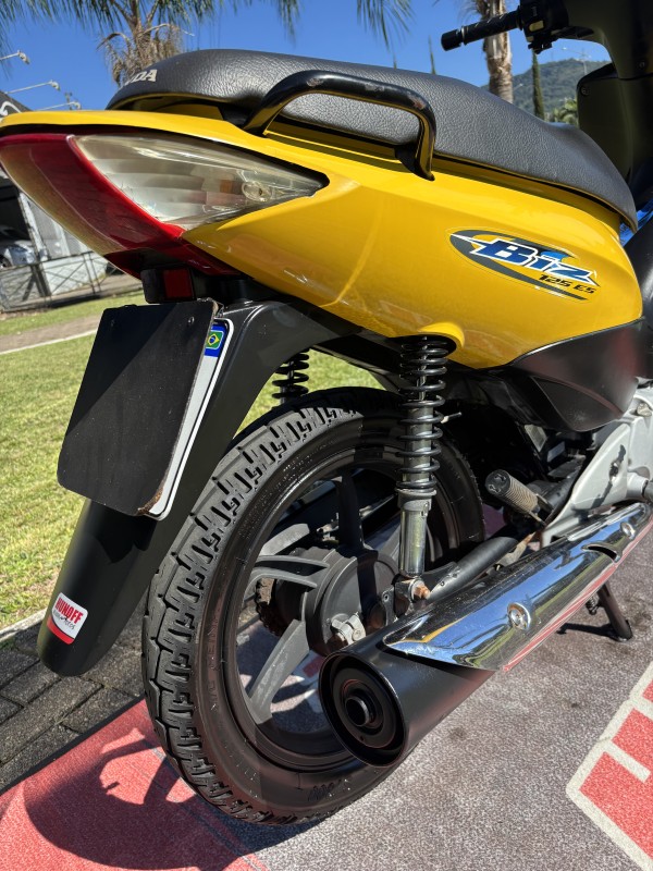 BIZ 125 ES - 2008 - FELIZ