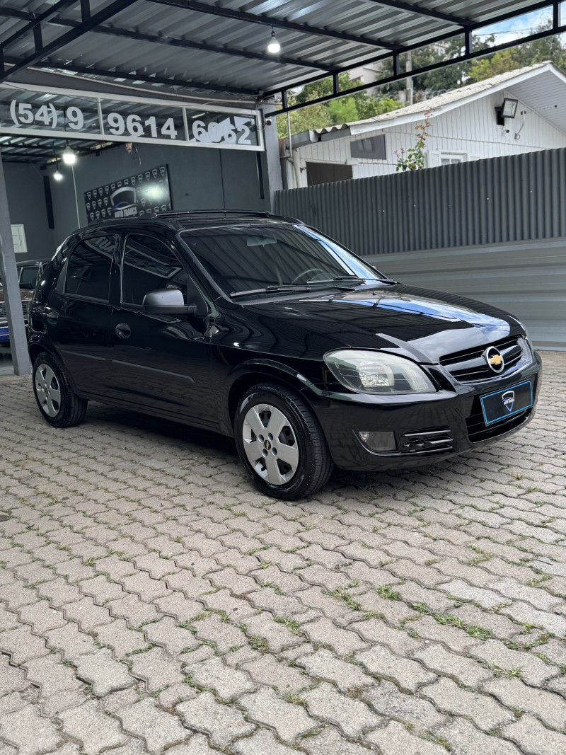 CELTA 1.0 MPFI VHCE LIFE 8V FLEX 4P MANUAL