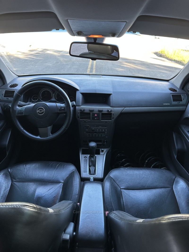 VECTRA 2.0 MPFI GT-X HATCH 8V FLEX 4P AUTOMÁTICO - 2011 - SãO MARCOS