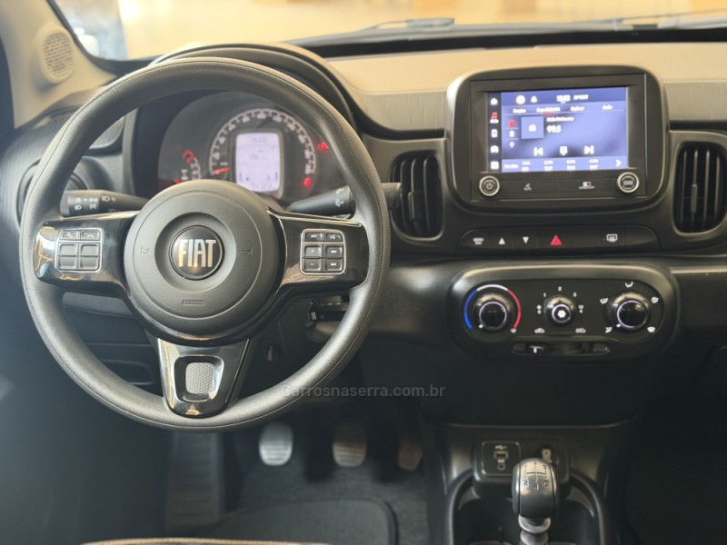 MOBI 1.0 TREKKING 8V FLEX 4P MANUAL - 2022 - CARLOS BARBOSA