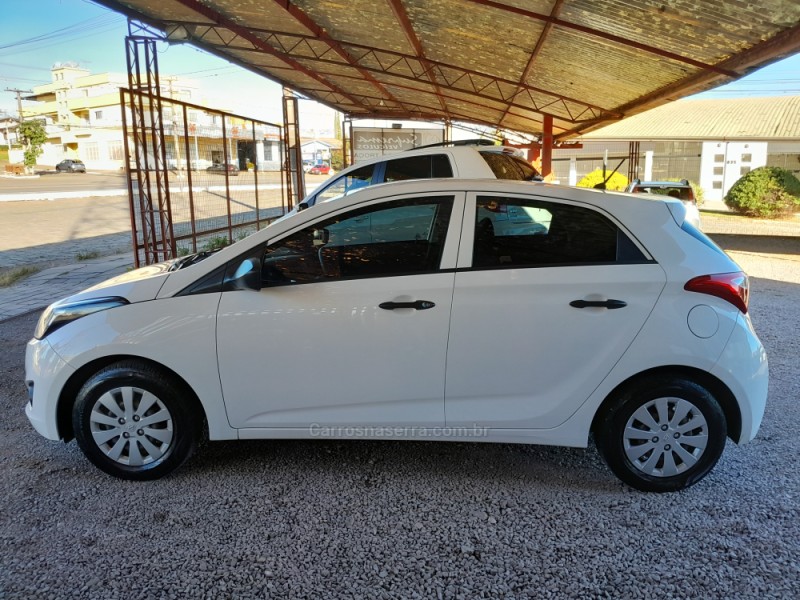 HB20 1.0 UNIQUE 12V FLEX 4P MANUAL - 2014 - VERANóPOLIS