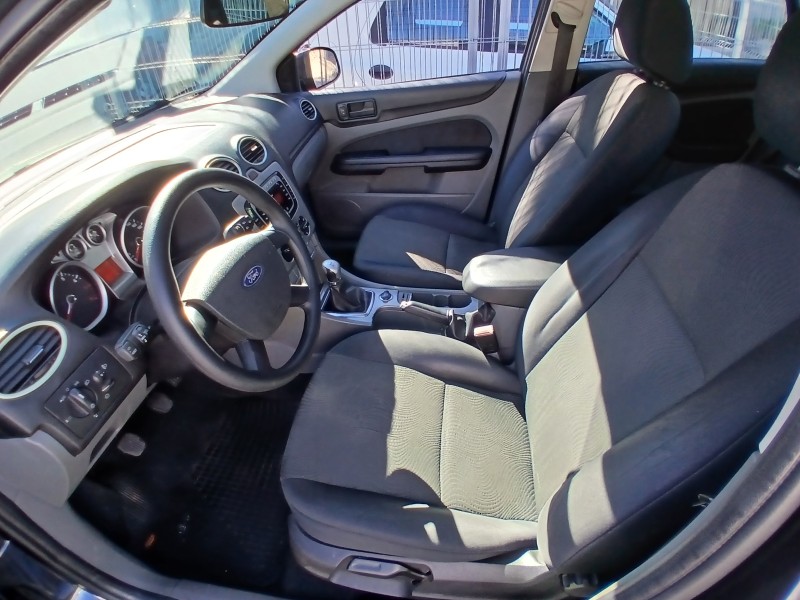 FOCUS 2.0 FC 16V GASOLINA 4P MANUAL - 2009 - FARROUPILHA