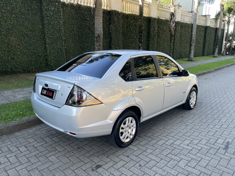 FIESTA 1.6 MPI CLASS SEDAN 8V FLEX 4P MANUAL - 2013 - CAXIAS DO SUL