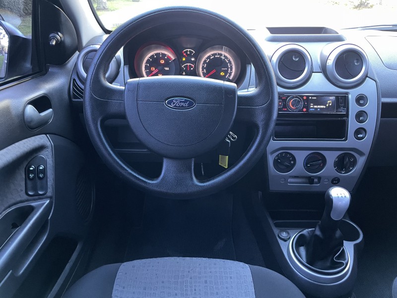 FIESTA 1.6 MPI CLASS SEDAN 8V FLEX 4P MANUAL - 2013 - CAXIAS DO SUL