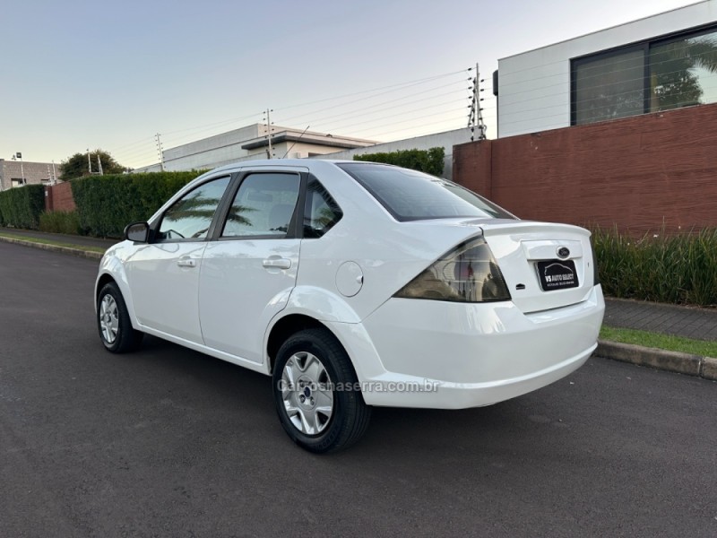 FIESTA 1.6 MPI CLASS SEDAN 8V FLEX 4P MANUAL - 2013 - SãO LEOPOLDO