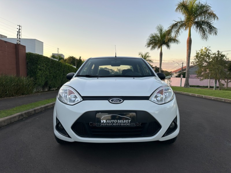 FIESTA 1.6 MPI CLASS SEDAN 8V FLEX 4P MANUAL - 2013 - SãO LEOPOLDO