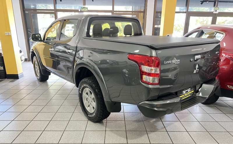 L200 TRITON 2.4 16V TURBO DIESEL SPORT HPE TOP CD 4P 4X4 AUTOMÁTICO - 2018 - CAXIAS DO SUL