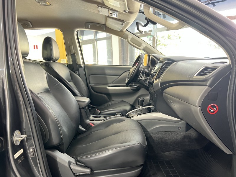 L200 TRITON 2.4 16V TURBO DIESEL SPORT HPE TOP CD 4P 4X4 AUTOMÁTICO - 2018 - CAXIAS DO SUL