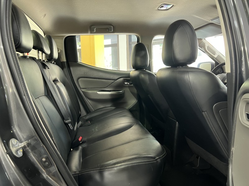 L200 TRITON 2.4 16V TURBO DIESEL SPORT HPE TOP CD 4P 4X4 AUTOMÁTICO - 2018 - CAXIAS DO SUL