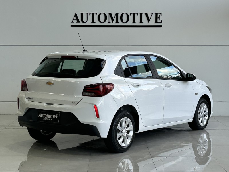 ONIX 1.0 LT 12V FLEX 4P MANUAL - 2023 - CAXIAS DO SUL