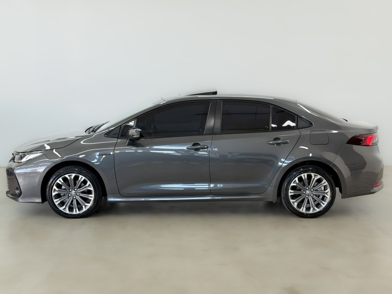 COROLLA 1.8 ALTIS PREMIUM 16V HÍBRIDO 4P AUTOMÁTICO - 2023 - CAXIAS DO SUL