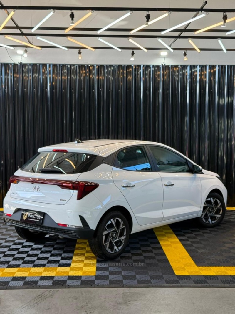 HB20 1.0 PLATINUM PLUS 12V TURBO FLEX 4P AUTOMÁTICO - 2025 - LAJEADO