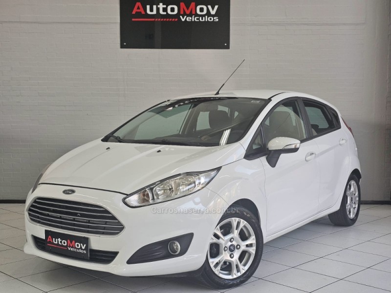 FIESTA 1.6 SE HATCH PLUS 16V FLEX 4P MANUAL - 2015 - CAXIAS DO SUL
