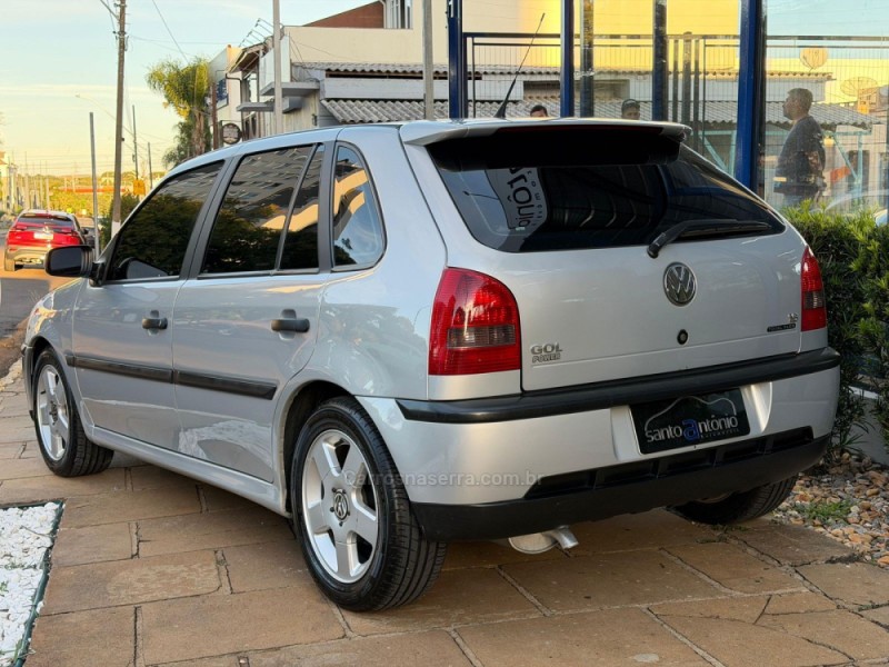 GOL 1.6 MI POWER 8V FLEX 4P MANUAL G.III - 2005 - LAGOA VERMELHA