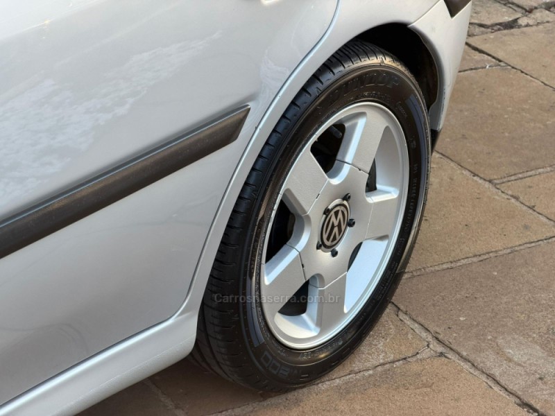 GOL 1.6 MI POWER 8V FLEX 4P MANUAL G.III - 2005 - LAGOA VERMELHA