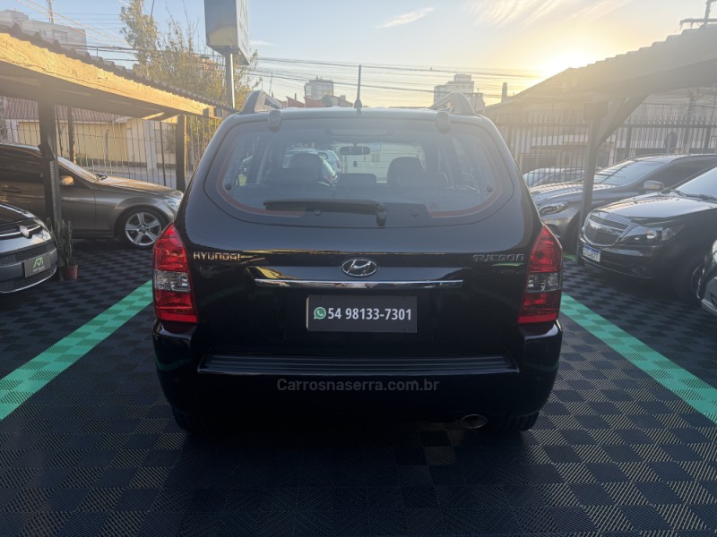 TUCSON 2.0 MPFI GLS BASE 16V 143CV 2WD GASOLINA 4P AUTOMÁTICO - 2013 - CAXIAS DO SUL
