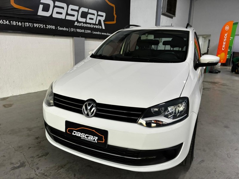 SPACEFOX 1.6 MI 8V FLEX 4P MANUAL - 2014 - BOM PRINCíPIO