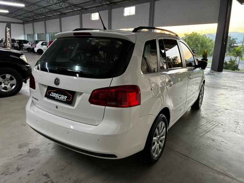 SPACEFOX 1.6 MI 8V FLEX 4P MANUAL - 2014 - BOM PRINCíPIO