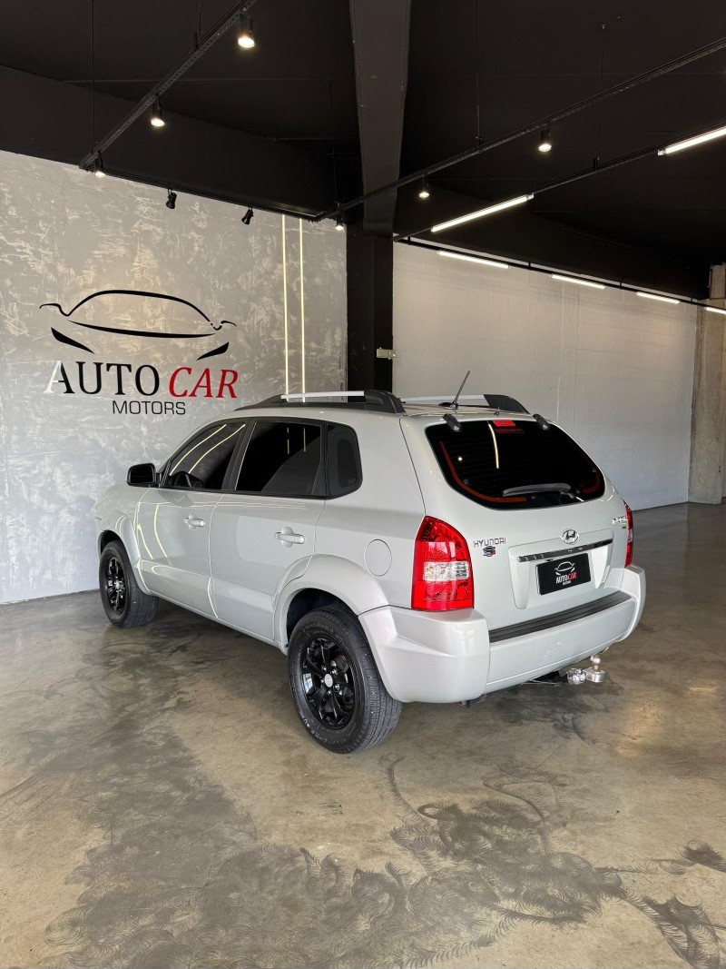 TUCSON 2.0 MPFI GLS 16V 143CV 2WD FLEX 4P AUTOMÁTICO - 2014 - CAXIAS DO SUL
