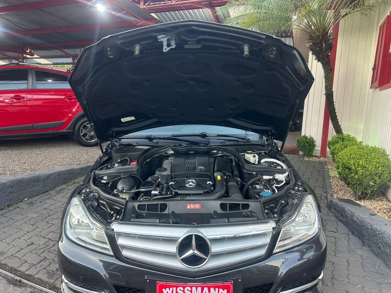 C 180 1.8 CGI CLASSIC 16V TURBO GASOLINA 4P AUTOMÁTICO - 2012 - TRêS COROAS