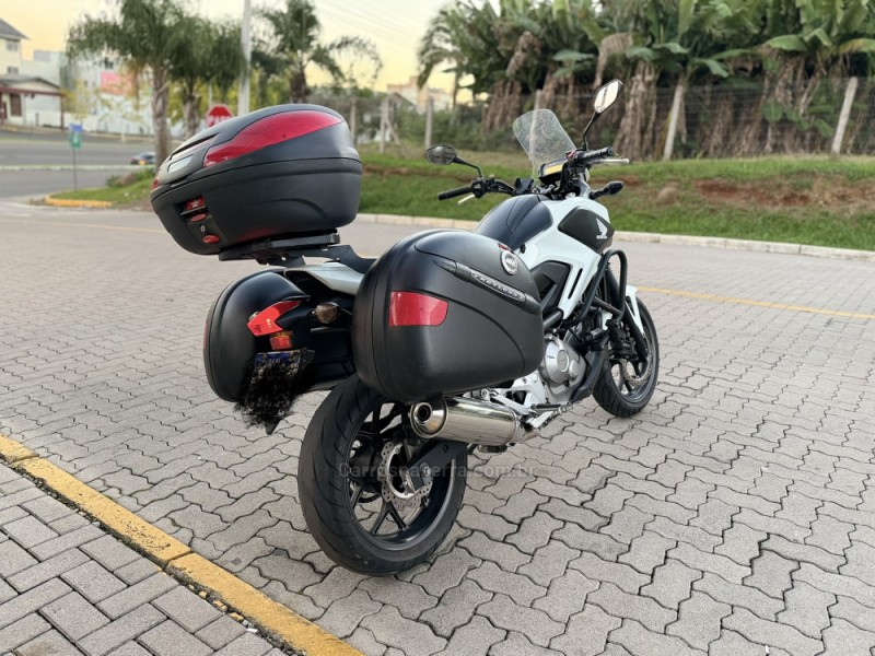NC 700X ABS - 2013 - FELIZ