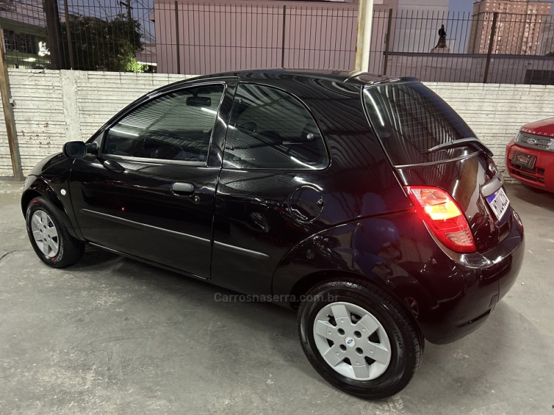 KA 1.0 MPI GL IMAGE 8V GASOLINA 2P MANUAL - 2005 - CAXIAS DO SUL