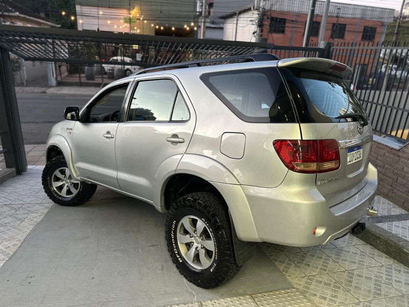 HILUX SW4 3.0 SRV 4X4 CD 16V TURBO INTERCOOLER DIESEL 4P AUTOMÁTICO - 2008 - CAXIAS DO SUL