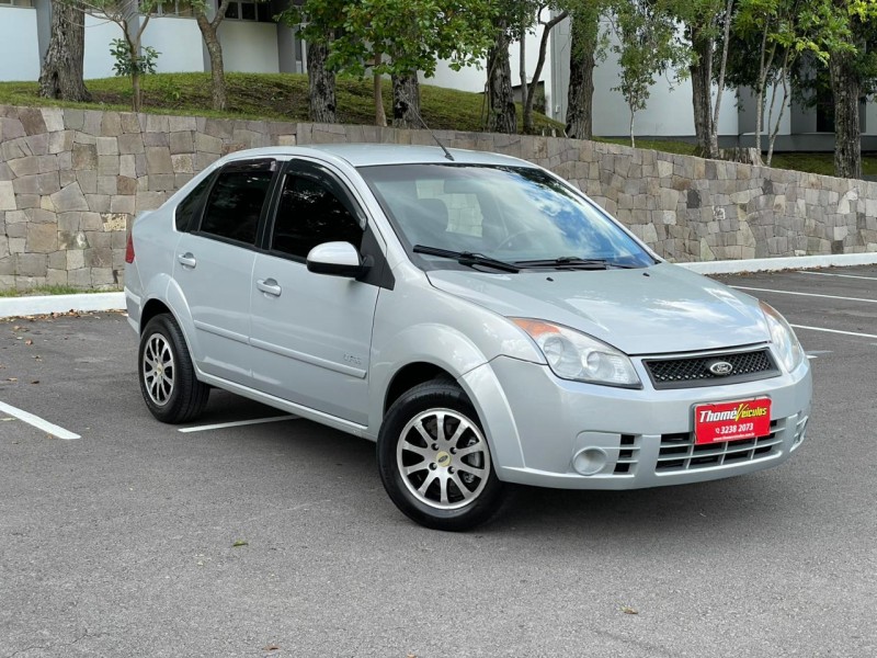 FIESTA 1.6 MPI SEDAN 8V FLEX 4P MANUAL - 2009 - CAXIAS DO SUL