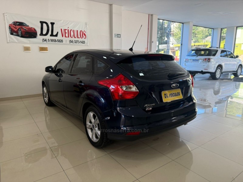 FOCUS 1.6 SE 16V FLEX 4P MANUAL - 2014 - NOVA BASSANO