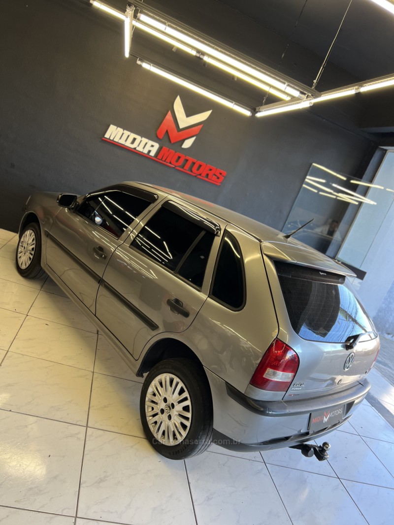 GOL 1.6 MI 8V GASOLINA 4P MANUAL G.III - 2004 - CAXIAS DO SUL