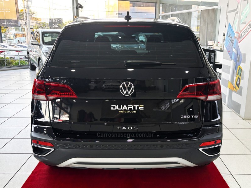 TAOS 1.4 16V HIGHLINE TSI FLEX 4P AUTOMÁTICO - 2024 - PORTO ALEGRE