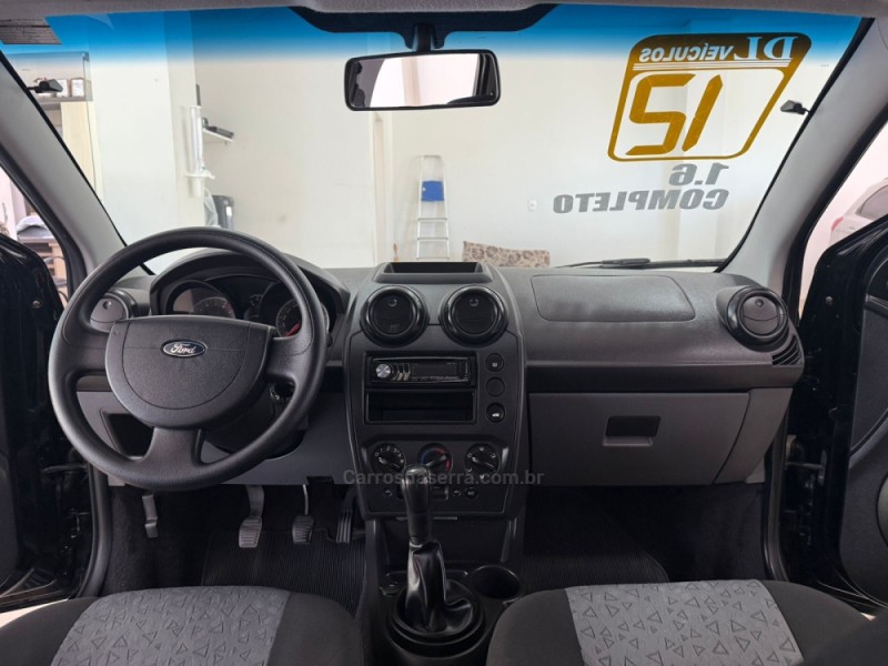 FIESTA 1.6 MPI SEDAN 8V FLEX 4P MANUAL - 2012 - NOVA BASSANO