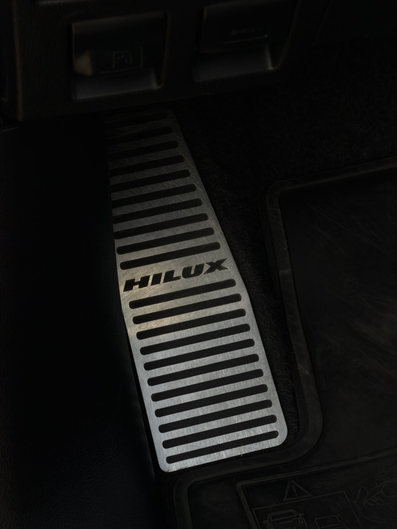 HILUX SW4 2.7 SRV 4X2 16V FLEX 7 LUGARES 4P AUTOMÁTICO - 2019 - ANTôNIO PRADO
