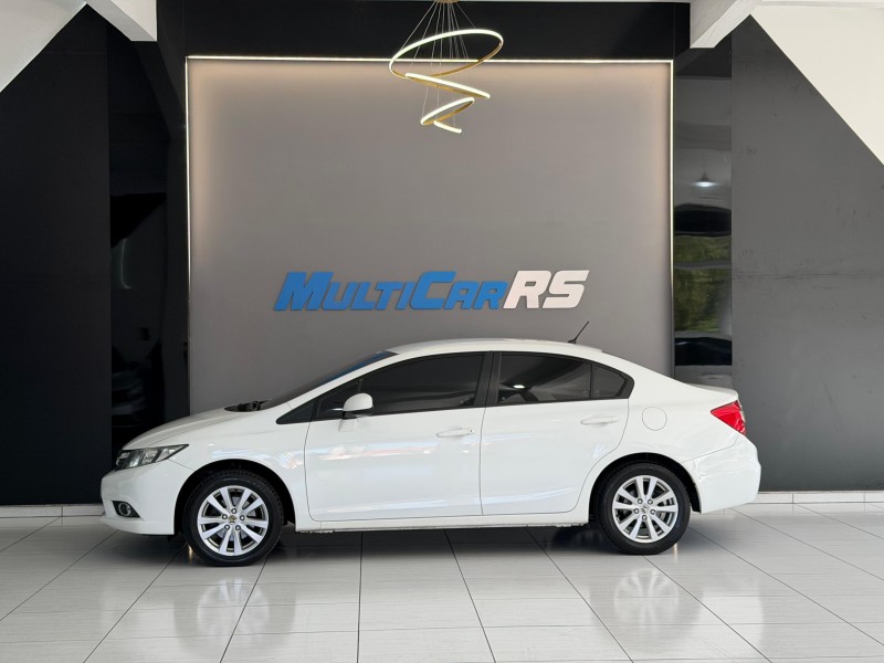 CIVIC 1.8 LXS 16V FLEX 4P AUTOMÁTICO - 2014 - ESTâNCIA VELHA