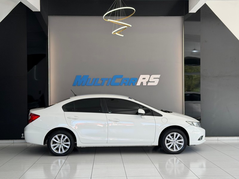 CIVIC 1.8 LXS 16V FLEX 4P AUTOMÁTICO - 2014 - ESTâNCIA VELHA