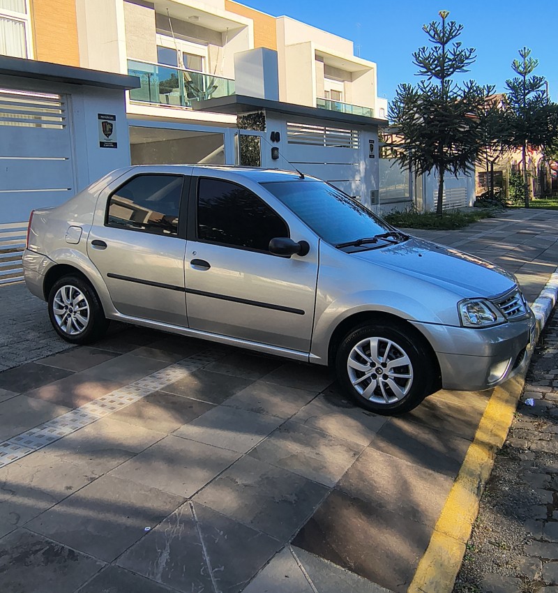 LOGAN 1.6 EXPRESSION 8V FLEX 4P MANUAL - 2009 - FARROUPILHA