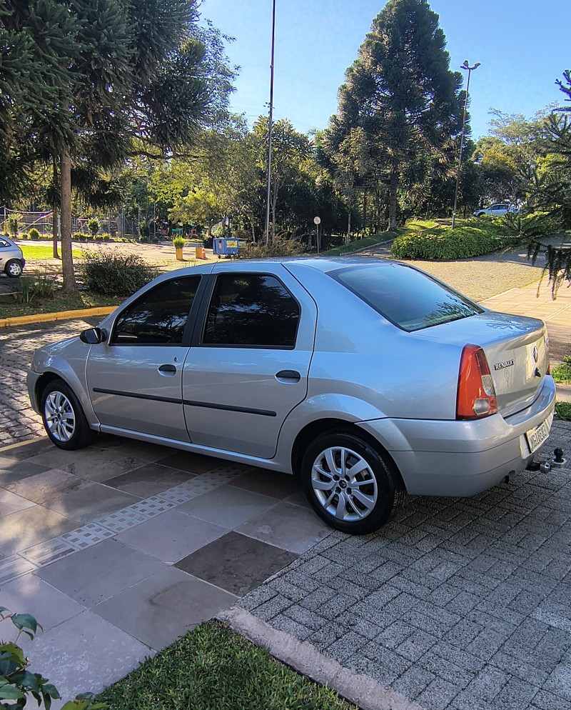 LOGAN 1.6 EXPRESSION 8V FLEX 4P MANUAL - 2009 - FARROUPILHA