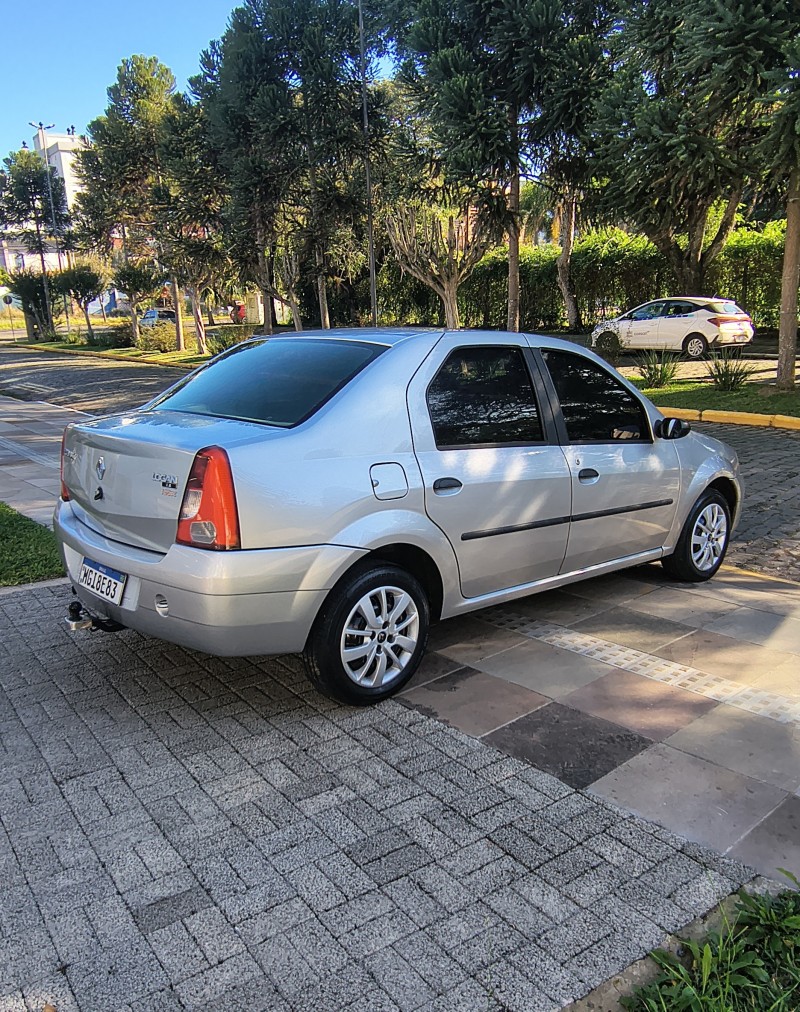 LOGAN 1.6 EXPRESSION 8V FLEX 4P MANUAL - 2009 - FARROUPILHA