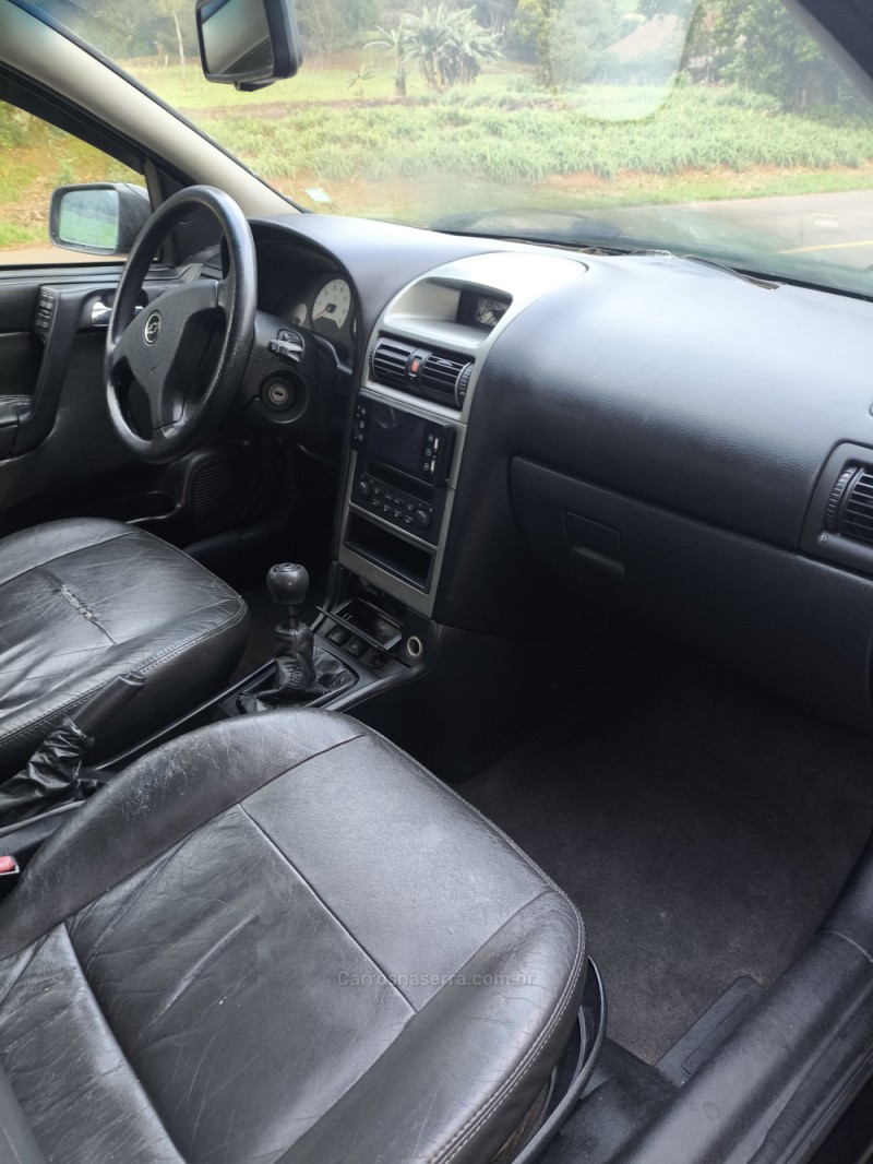 ASTRA 2.0 SFI CD 16V GASOLINA 4P MANUAL - 2004 - SãO PEDRO DA SERRA