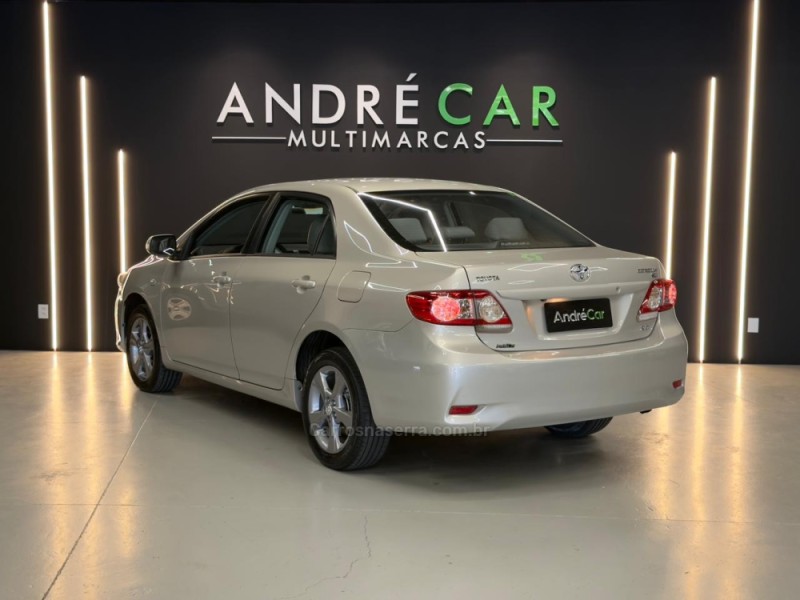 COROLLA 2.0 XEI 16V FLEX 4P AUTOMÁTICO - 2014 - ESTâNCIA VELHA