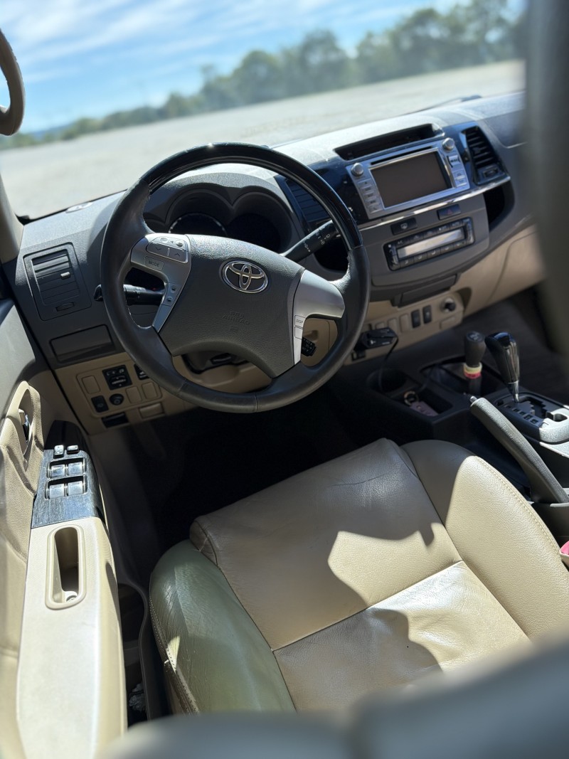 HILUX SW4 3.0 SRV 4X4 16V TURBO INTERCOOLER DIESEL 4P AUTOMÁTICO - 2013 - ANTôNIO PRADO